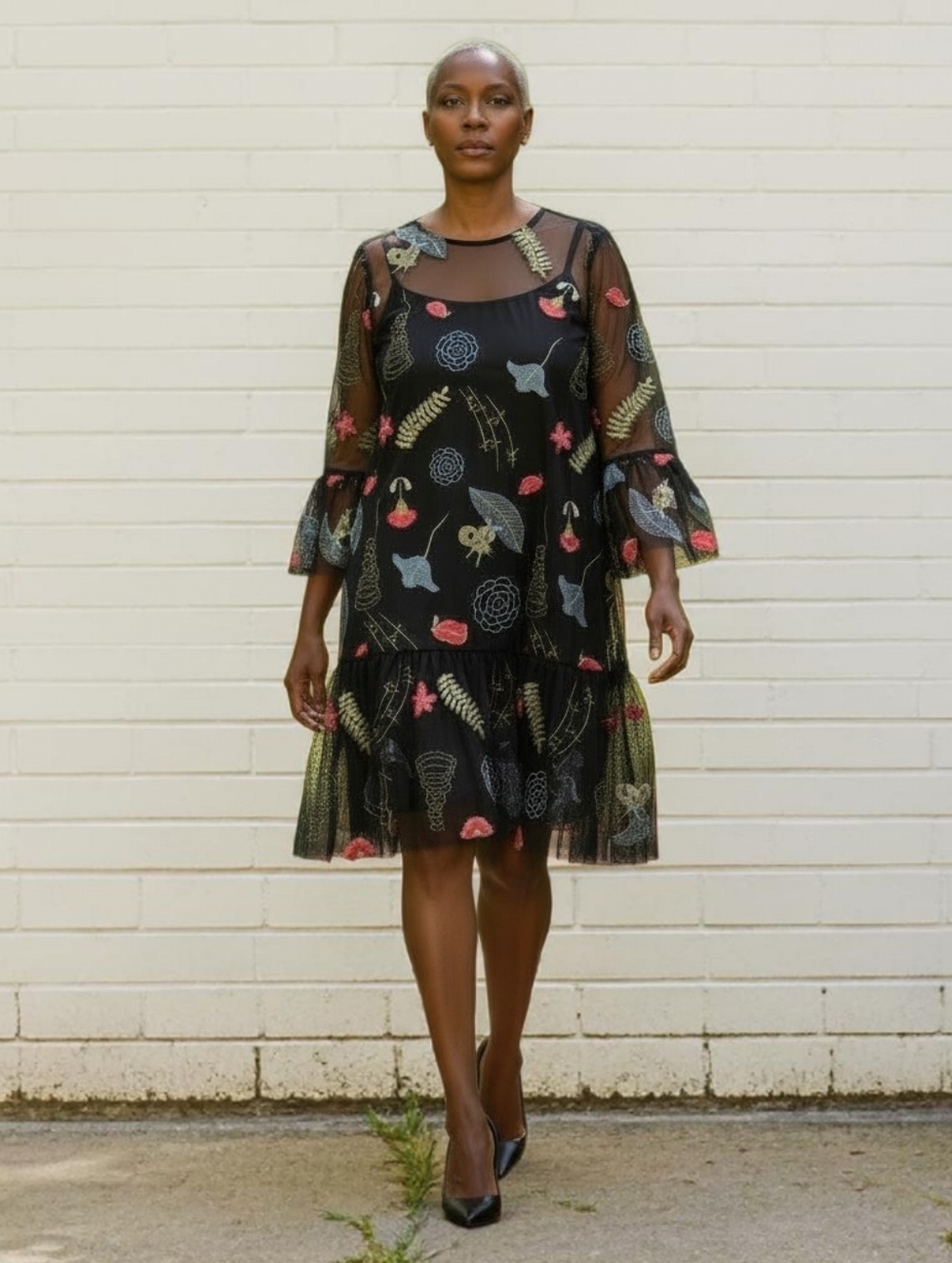 Gracia Mesh Mini Dress Black Embroidered Lips Whimsical Bell Sleeve Shift Medium